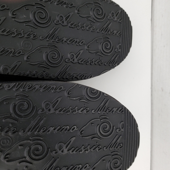 Aussie Merino Wool Albury Black Suede Pull On Boots Sz 6M Cozy-Warm In-out Wear - Picture 8 of 9